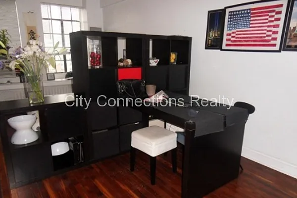 Rented by City Connections Realty | media 22