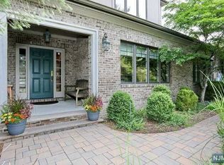 239 Cambridge Oaks, Park Ridge, NJ 07656