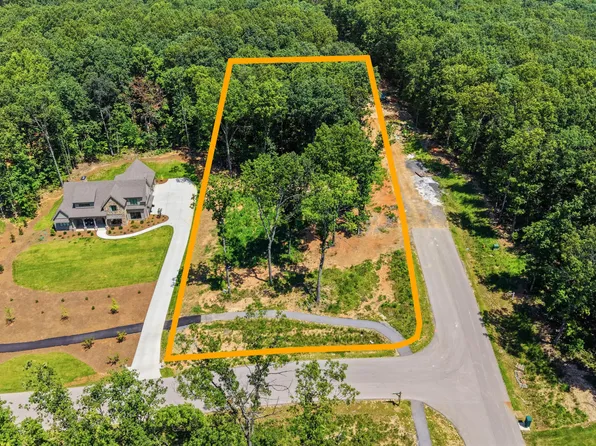 8581 Bear Paw Trl #97, Signal Mountain, TN 37377