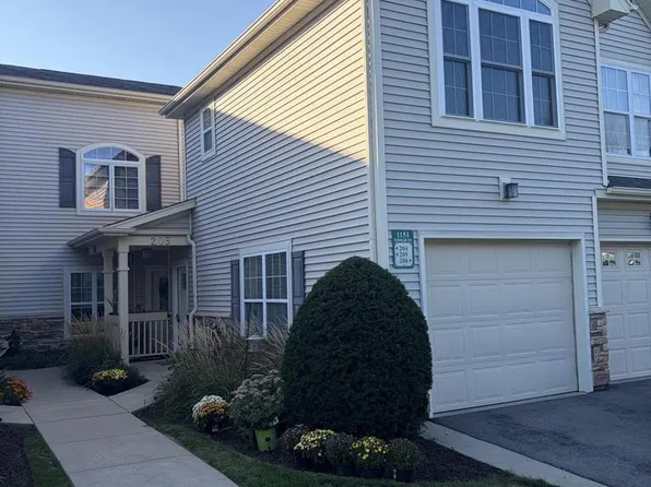 1151 E Townline ROAD #205, Lake Geneva, WI 53147