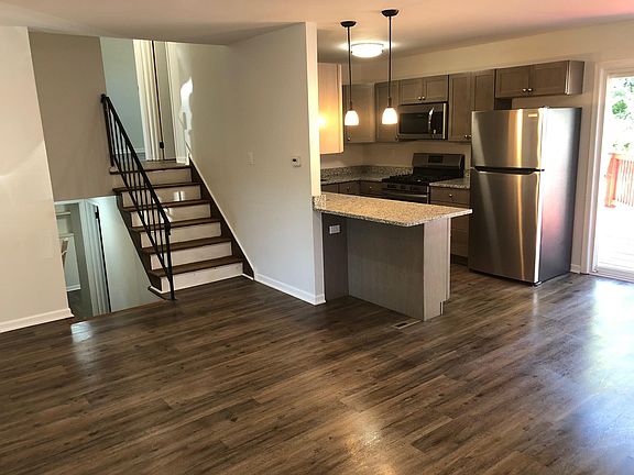 2nd image of 18107 Orleans Dr