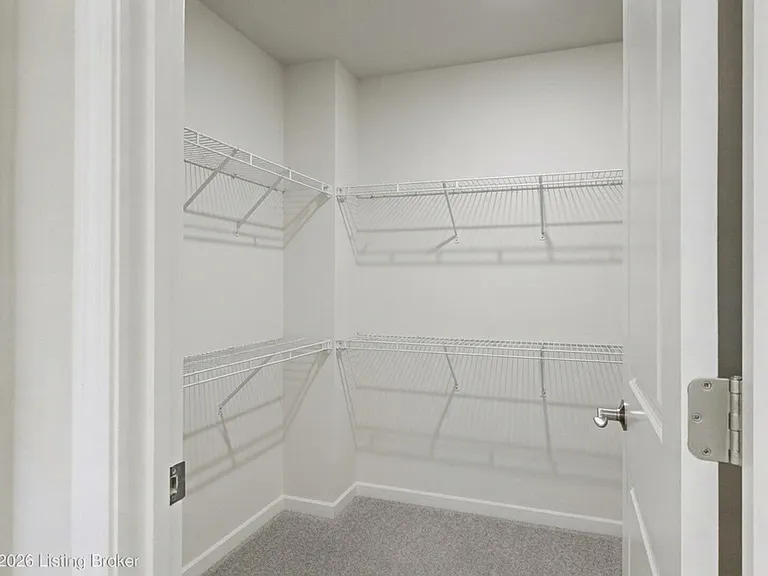 13107 Harpy Eagle Ct — Photo 32