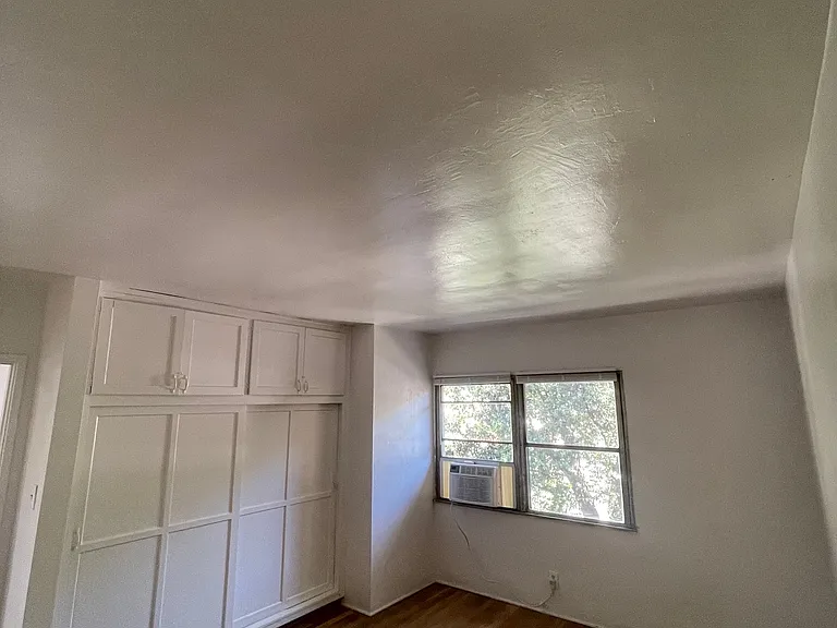 Riverside Townhouse Apartments — Photo 18