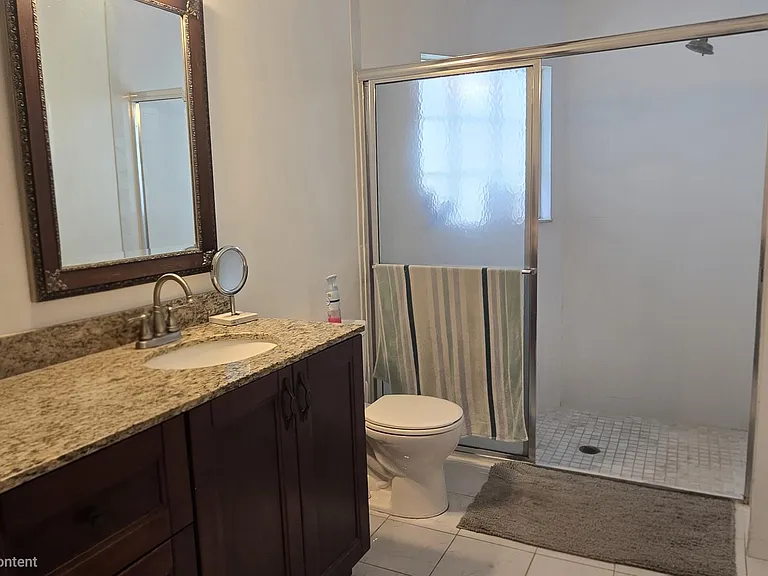 6241 NW 74th Ct — Photo 14