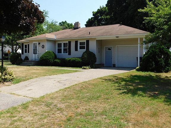 2nd image of 751 Plasman Ave