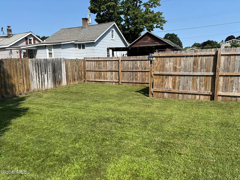 3rd image of 1409 Fordham Avenue