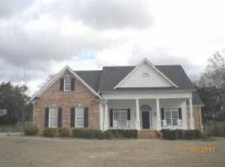 19 Colonial Cir, Cartersville, GA