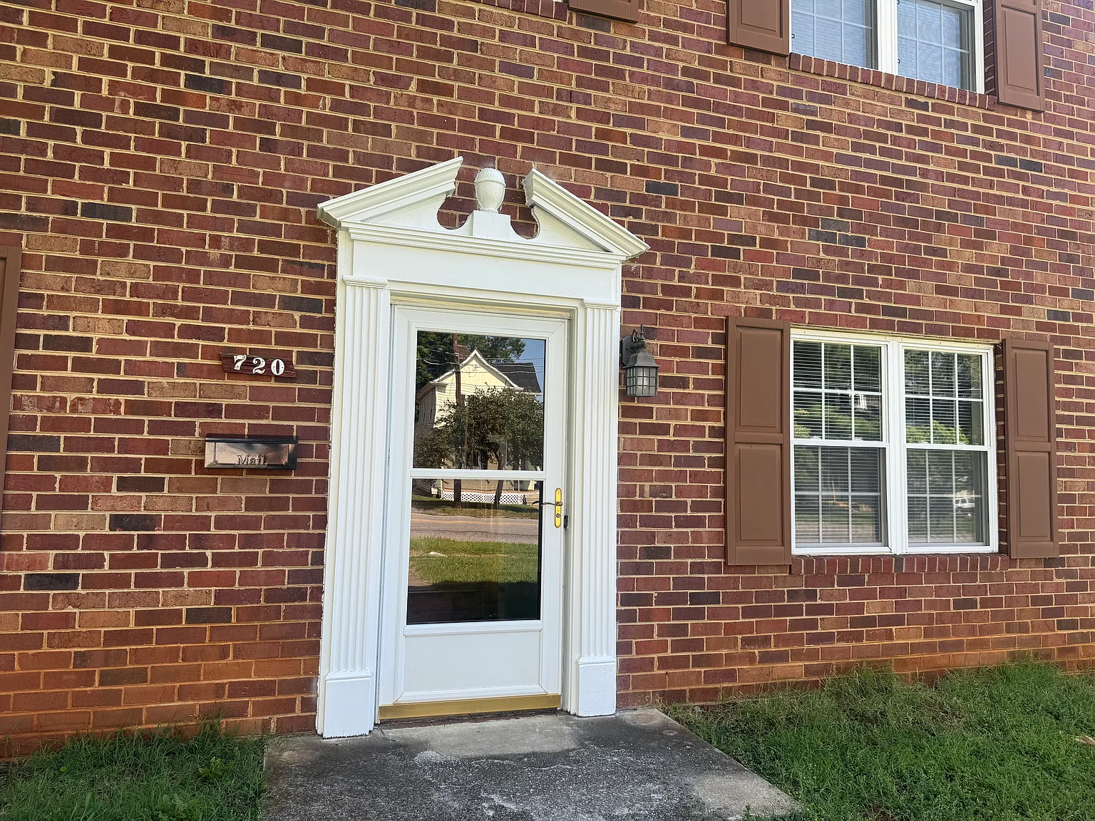 720 S Colorado St — Photo 2