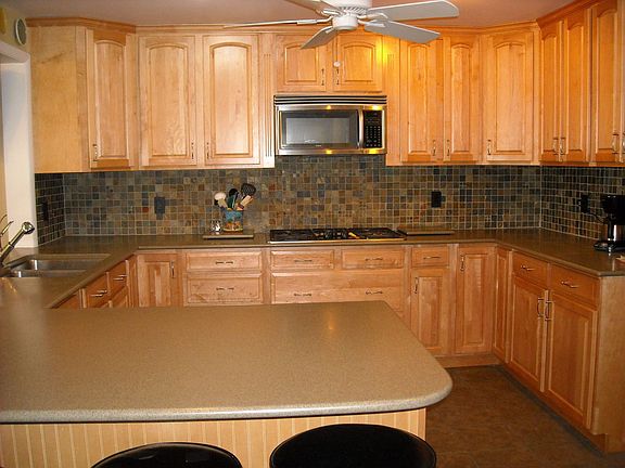 Stylish Updated Kitchen