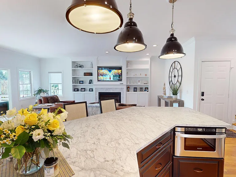 15 Yacht Harbor Ct — Photo 8