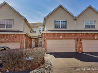 541 Goodwin Dr, Bolingbrook, IL 60440