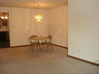 3rd image of 7202 W Cortland St APT 204