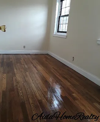 Sold by Aida Home Realty | media 8