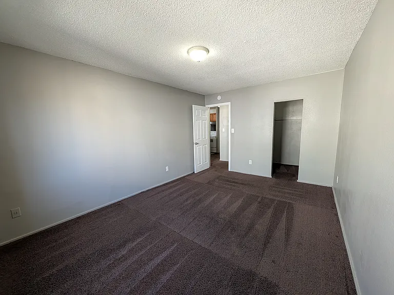 1425 N Yosemite St #6 — Photo 7