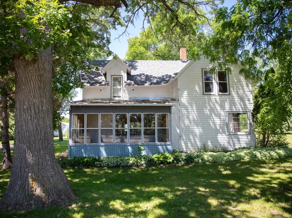 4004 Dakota St, Alexandria, MN 56308