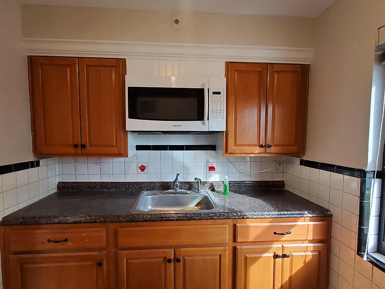 3194 Werk Rd #2 — Photo 6