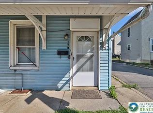 220 Church St, Catasauqua, PA 18032