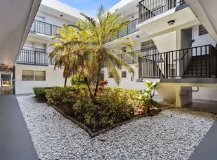 1800 SW 25th St APT 2102, Miami, FL 33133