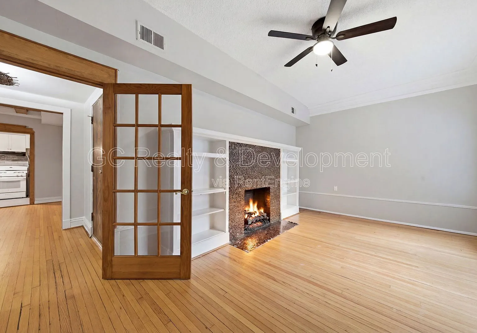 2 bed, 1.0 bath, 1000 sqft, $2,095 — Photo 4