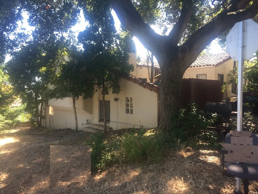 1181 Broadway photo 1
