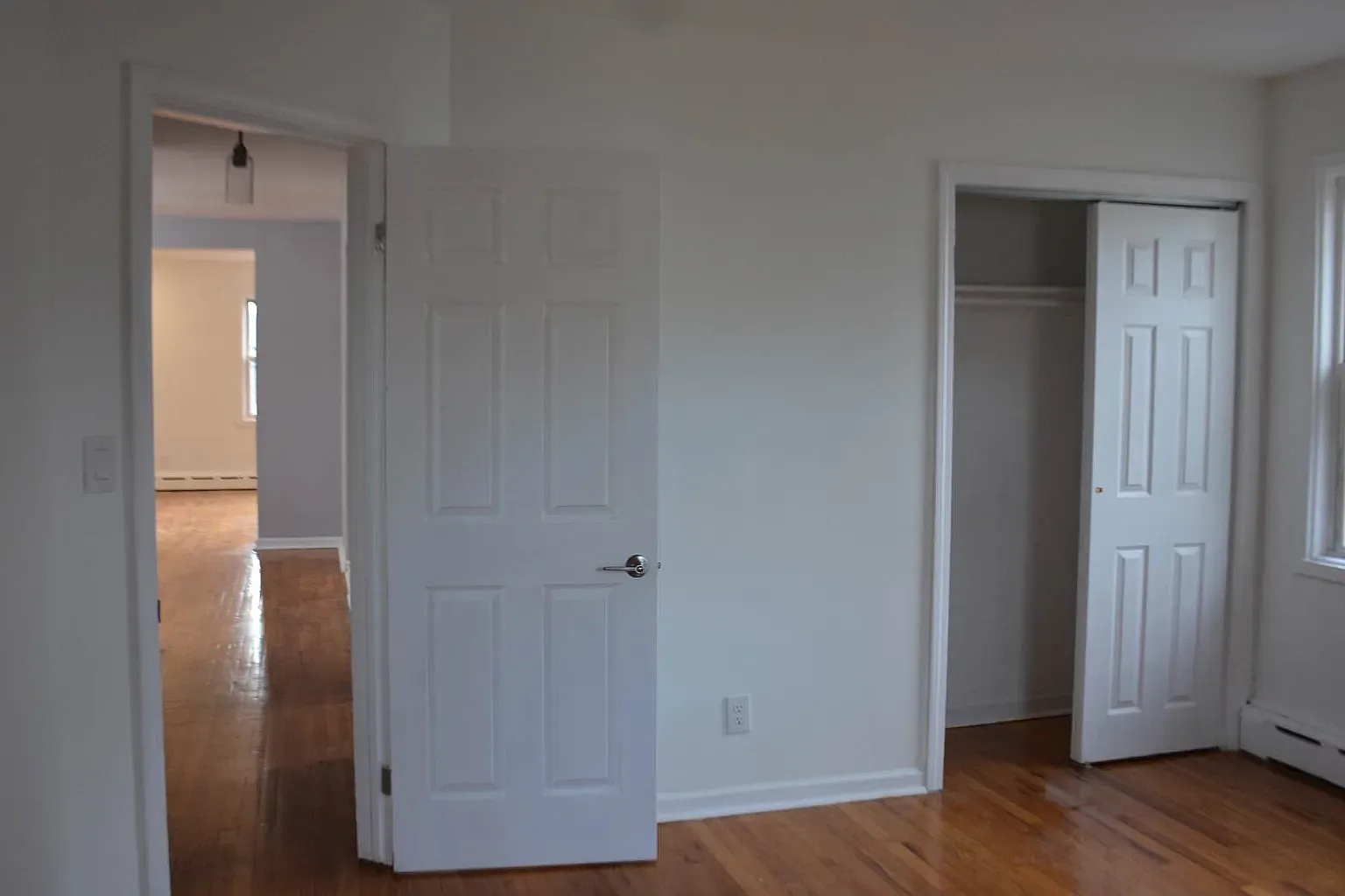 4458 Monticello Avenue — Photo 4