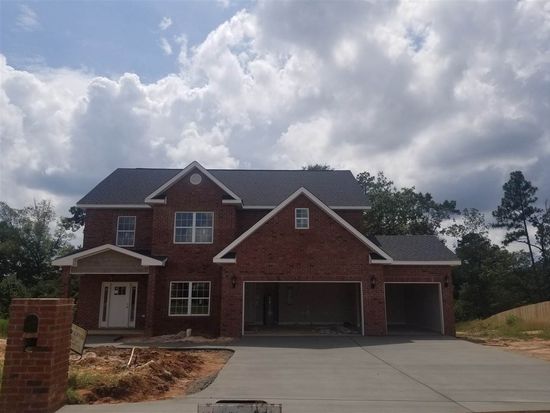 202 Sandy Springs Dr, Bonaire, GA 31005