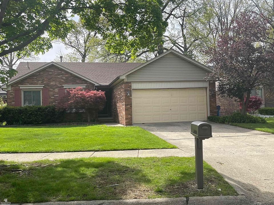 1st image of 28089 Saint Louise Dr
