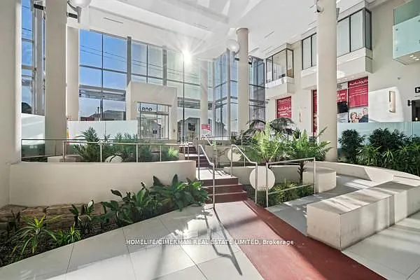 9088 Yonge St #901A — Photo 5