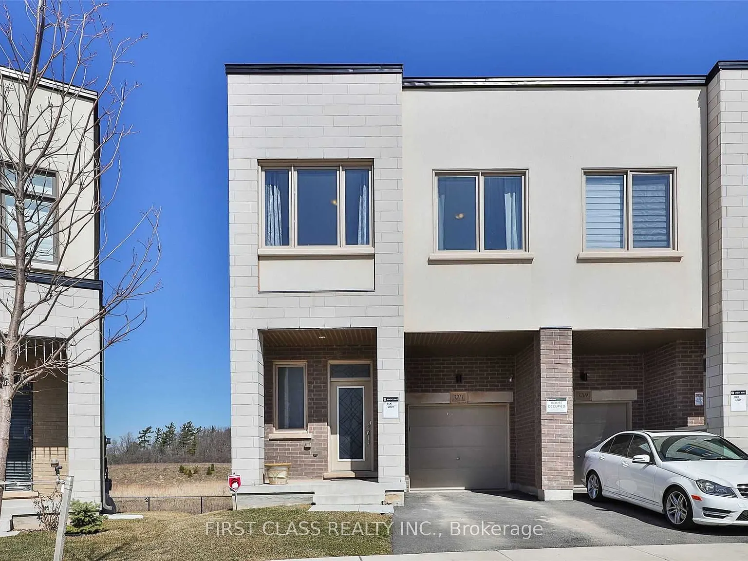4 bed, $3,800 — Photo 2