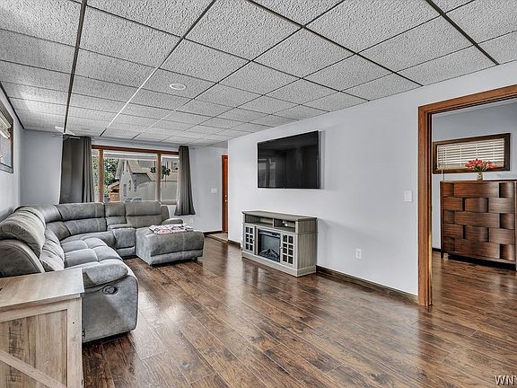 5th image of 145 Ryan St