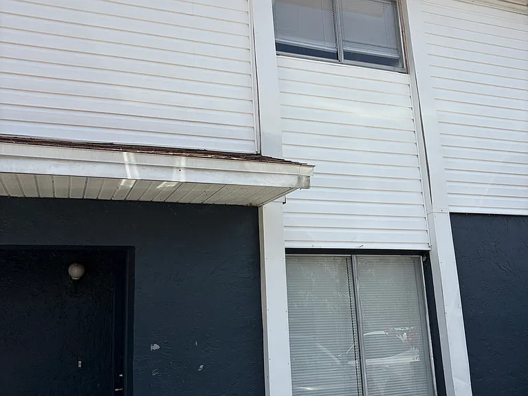 13045 Londondery Pl — Photo 2
