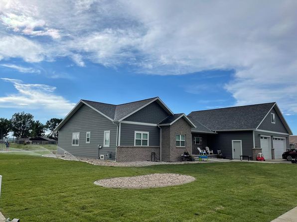 75 Legacy Ct, Lovell, WY 82431