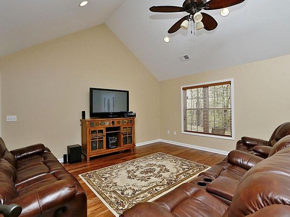 5th image of 1371 Winding Timber Ln
