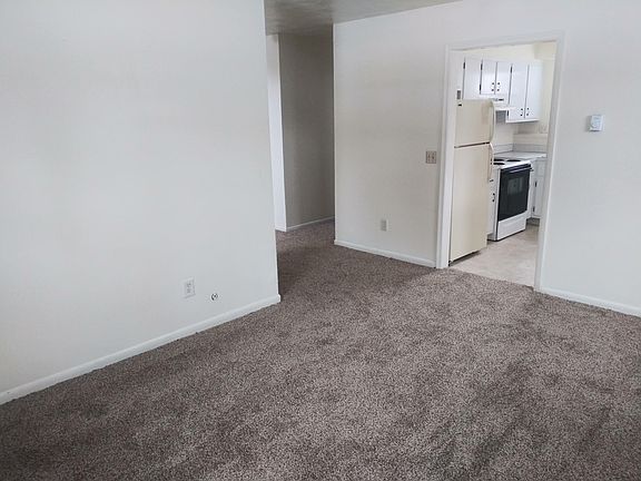 2nd image of 230 N Grace St