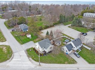 500 The Queensway S, Georgina, ON L4P 2E3