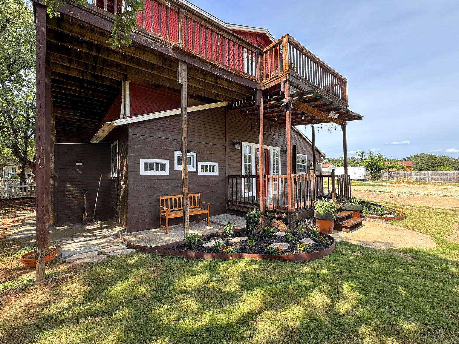 3 bed, 1200 sqft, $1,750 — Photo 3
