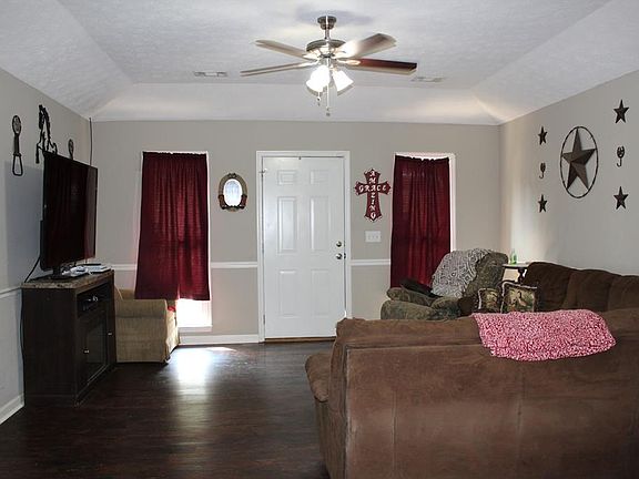 3rd image of 607 Lee Road 412
