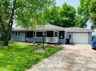 319 Dillon Ave, Mankato, MN 56001