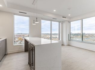 31 Garden Ave #808, Toronto, ON M6R1H5