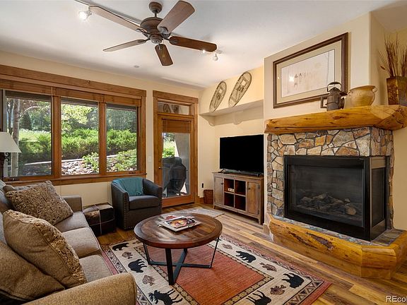 4th image of 2920 Village Dr #2106
