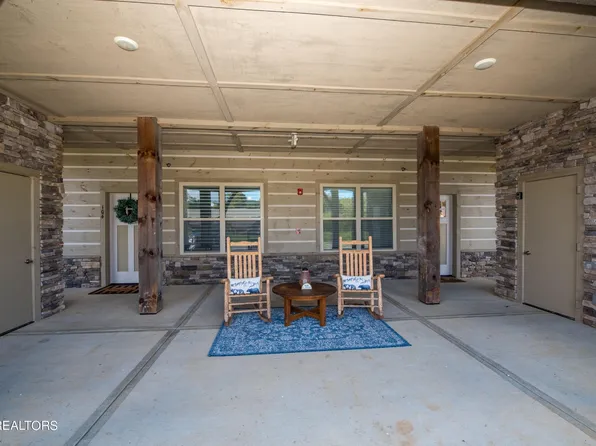 229 Bishops Cap Cir #102, Townsend, TN 37882