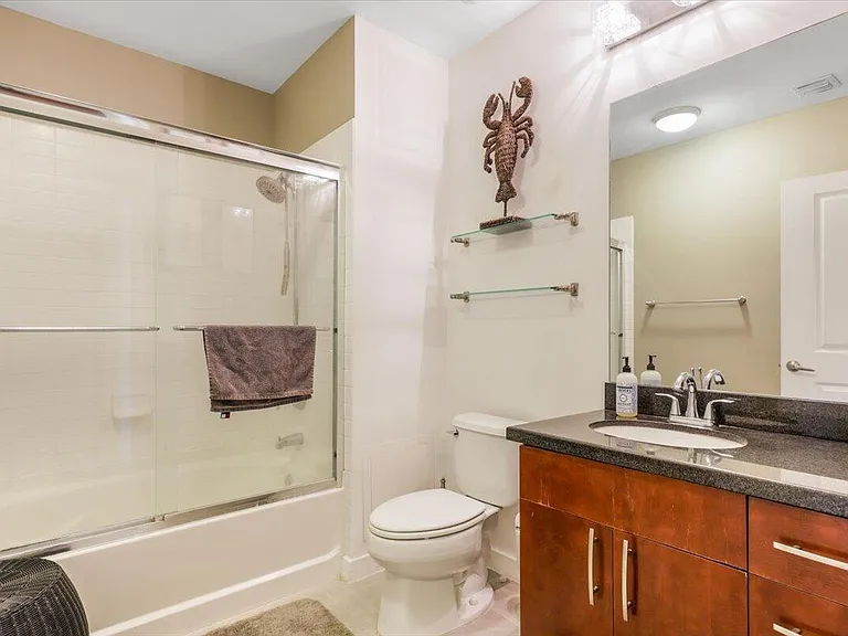 300 S Australian Ave #717 — Photo 12