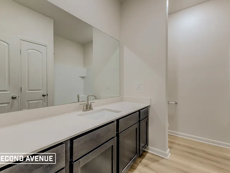 1421 Palamedes Dr — Photo 13