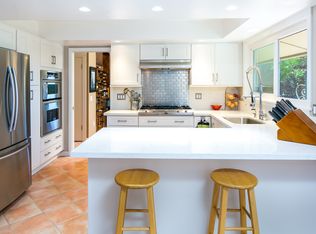 903 Ranrido Dr, Escondido, CA 92025