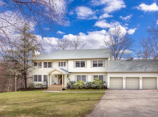 7 Quaker Hill Ct E, Croton On Hudson, NY 10520