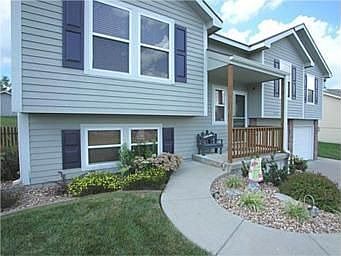 2nd image of 4815 Crystal Dr