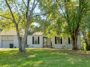 2208 Lyons Ln, Soddy Daisy, TN 37379