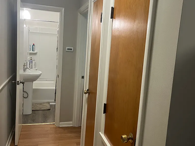 117 W Maple Ct E #EAST — Photo 8