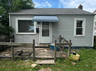 5302 S Calhoun St, Fort Wayne, IN 46807