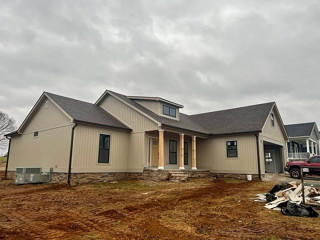 2nd image of 230 Crooked Creek Rd